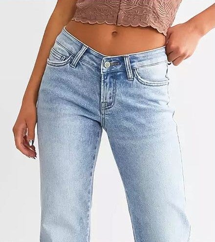 Women's Jeans Fit Guide | Buckle